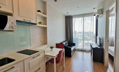 Condo en alquiler de 1 habitaciones en Phra Khanong, Bangkok