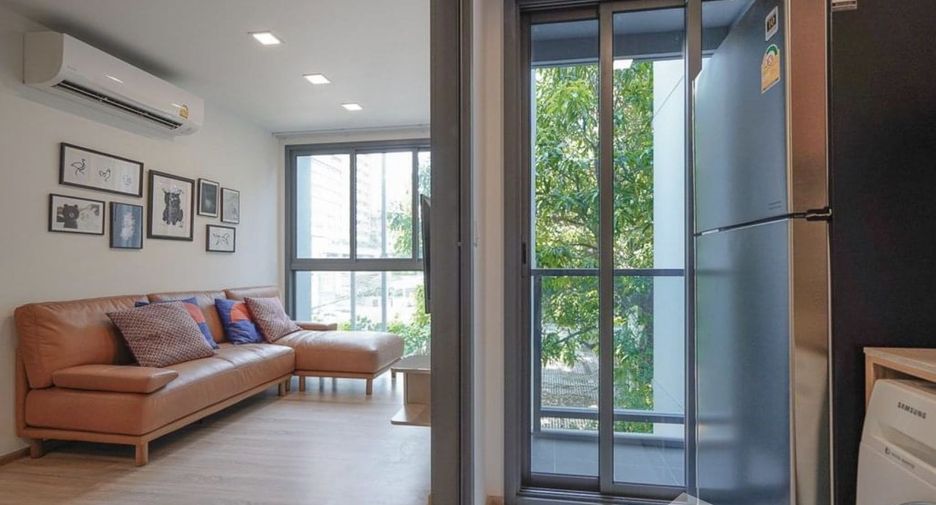 For rent 2 bedrooms condo in Watthana, Bangkok