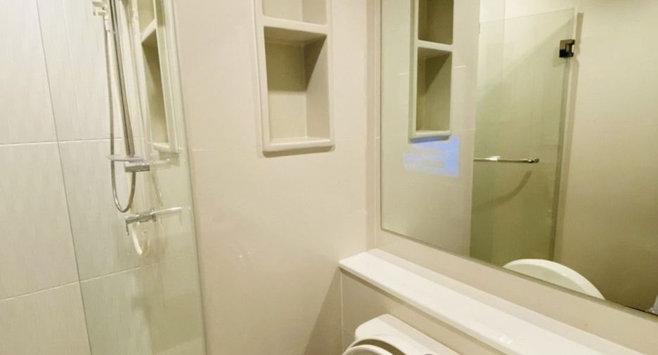 Wohnung zur Miete mit Studio in Huai Khwang, Bangkok