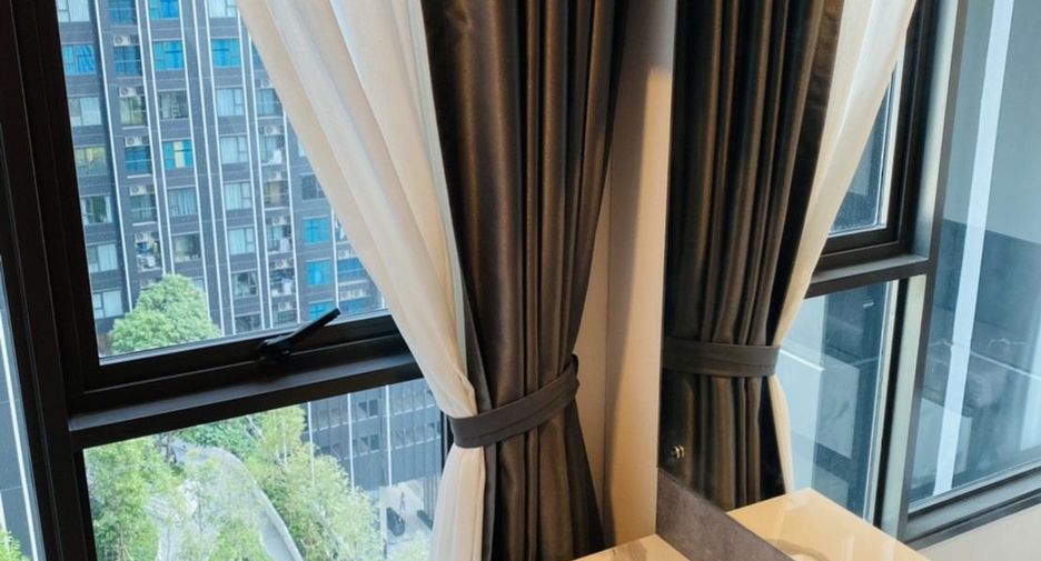 Wohnung zur Miete mit Studio in Huai Khwang, Bangkok