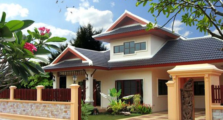 For sale 2 bedrooms house in East Pattaya, Pattaya