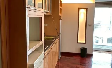 Condo en alquiler de 2 habitaciones en Pathum Wan, Bangkok