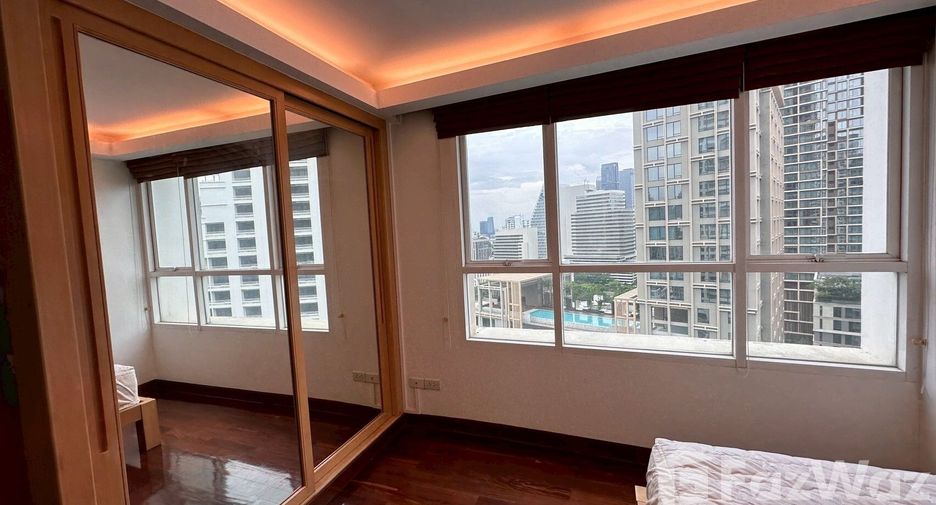 For rent 2 bedrooms condo in Pathum Wan, Bangkok