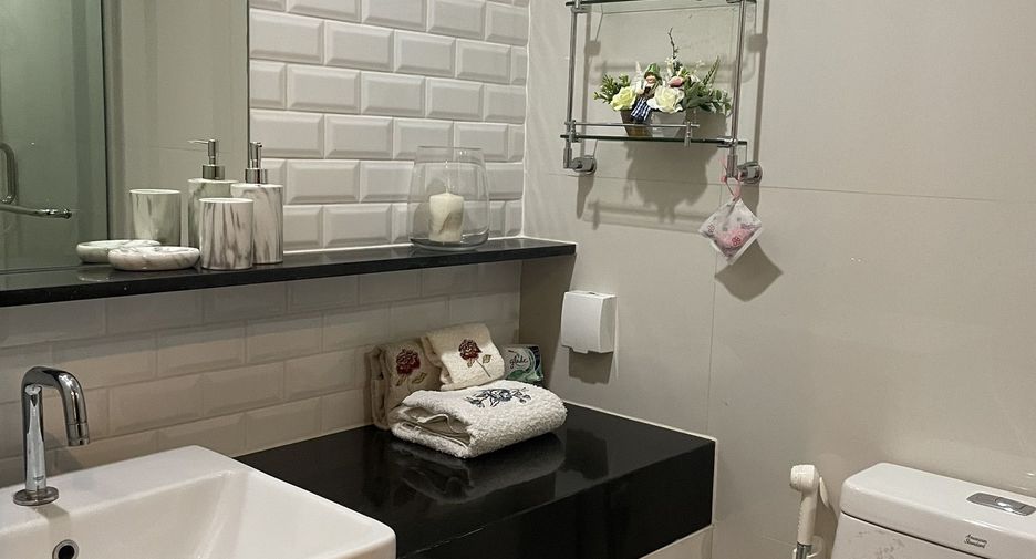 Condo en alquiler de 1 habitaciones en Pathum Wan, Bangkok