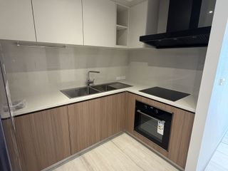 For rent 2 bedrooms apartment in Watthana, Bangkok