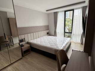 For rent 2 bedrooms apartment in Watthana, Bangkok