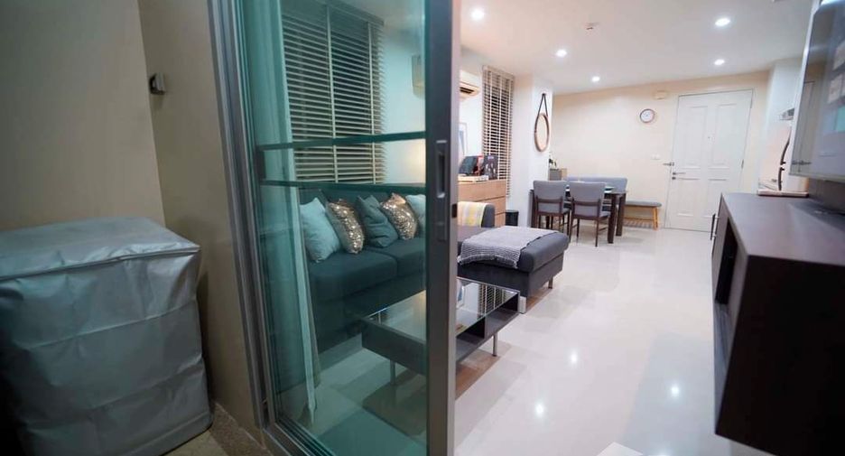 À louer 1 chambre condo à Watthana, Bangkok
