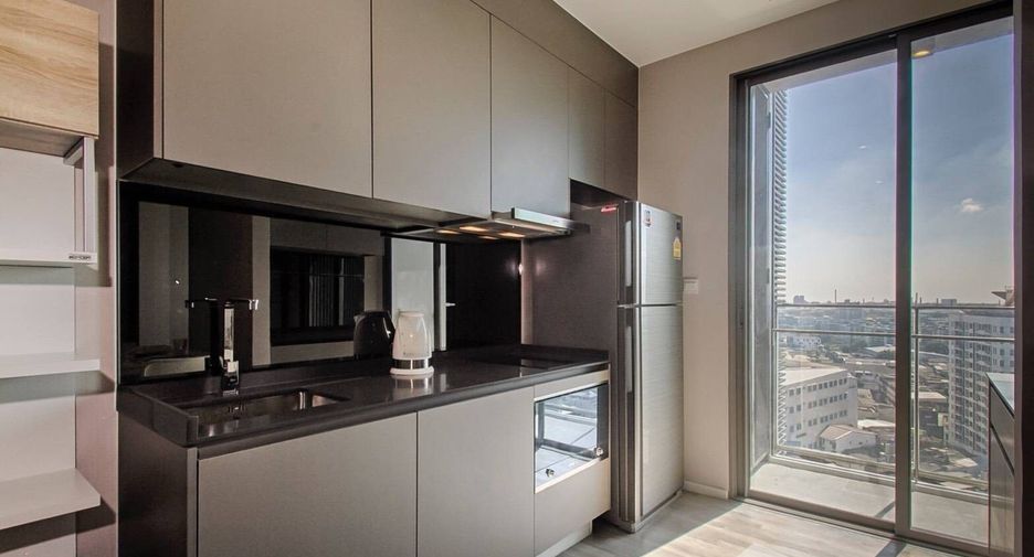 For rent 1 bed condo in Khlong Toei, Bangkok