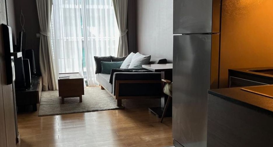 For rent 1 bed condo in Khlong Toei, Bangkok