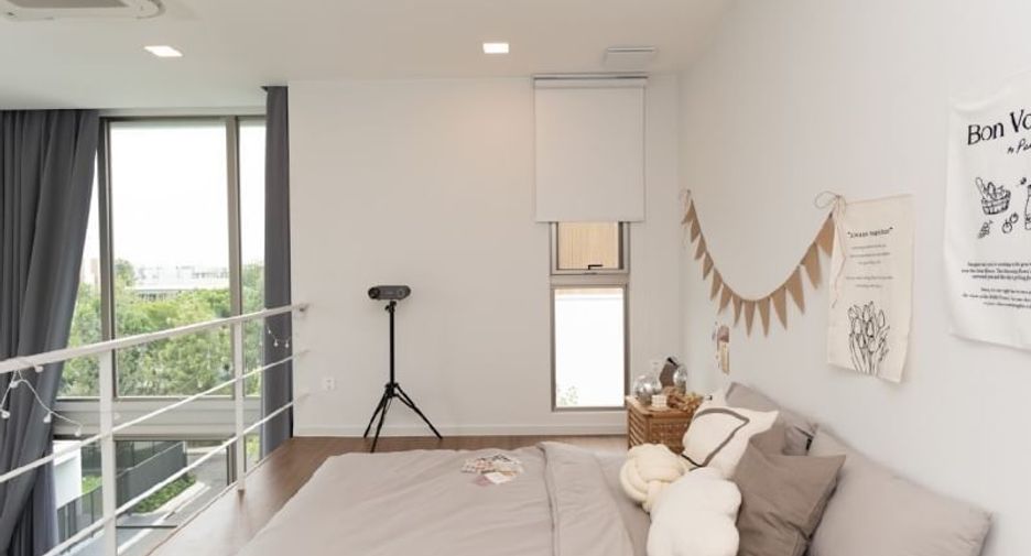 For rent 4 bedrooms house in Saphan Sung, Bangkok