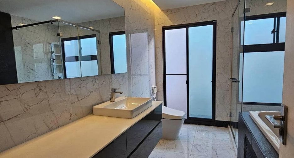 For rent 4 ベッドルーム house in Bang Phli, Samut Prakan