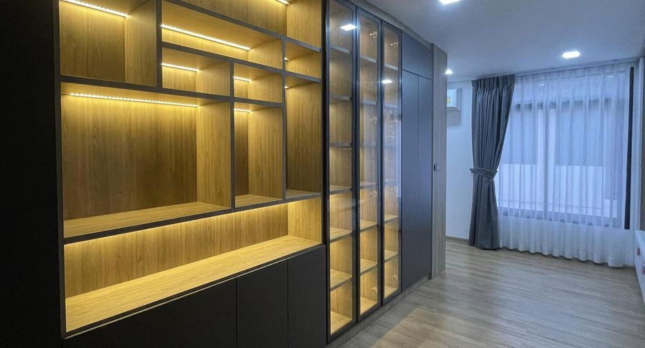 For rent 4 ベッドルーム house in Bang Phli, Samut Prakan