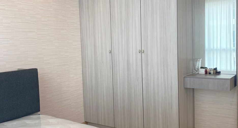 Condo en alquiler de 2 habitaciones en Yan Nawa, Bangkok