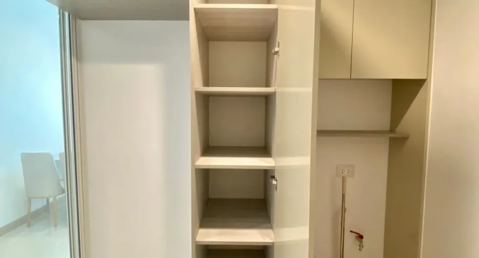 Condo en alquiler de 2 habitaciones en Yan Nawa, Bangkok