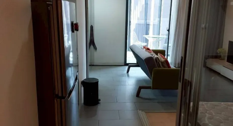 For rent studio condo in Phaya Thai, Bangkok
