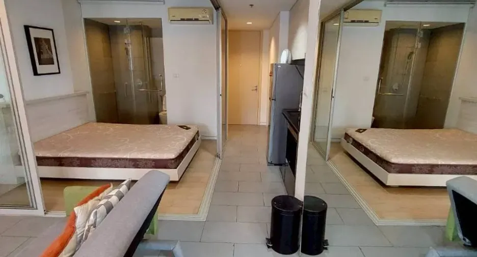 For rent studio condo in Phaya Thai, Bangkok