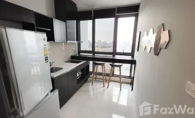 À louer 1 chambre condo à Khlong Toei, Bangkok
