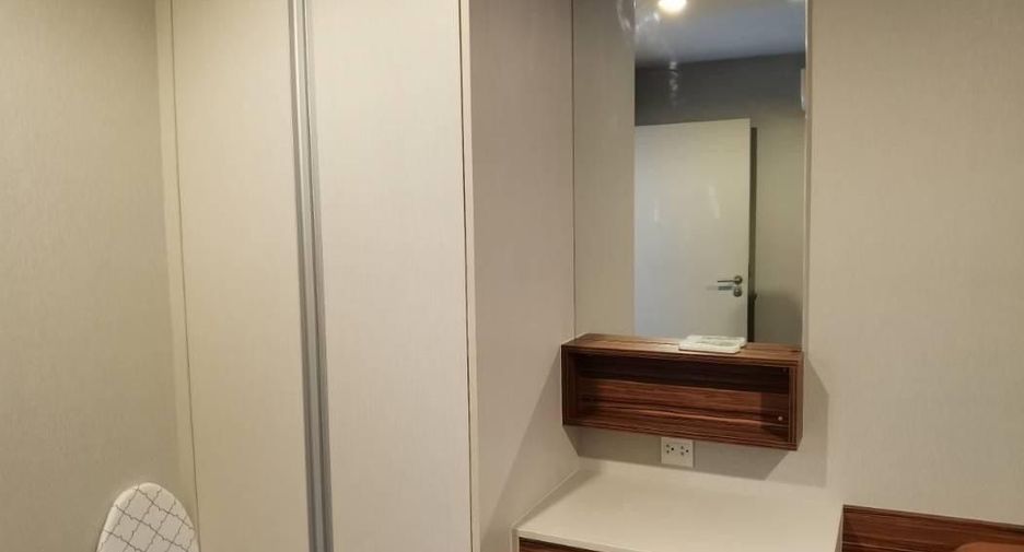 For rent 2 bedrooms condo in Mueang Samut Prakan, Samut Prakan