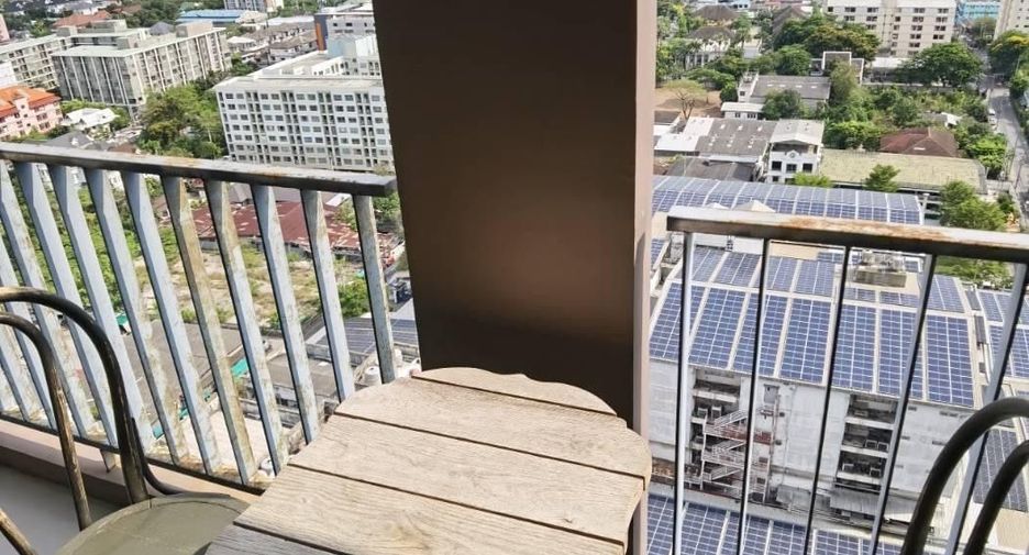 For rent 2 bedrooms condo in Mueang Samut Prakan, Samut Prakan