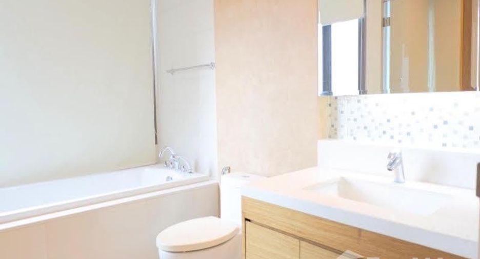 Condo en alquiler de 2 habitaciones en Khlong Toei, Bangkok