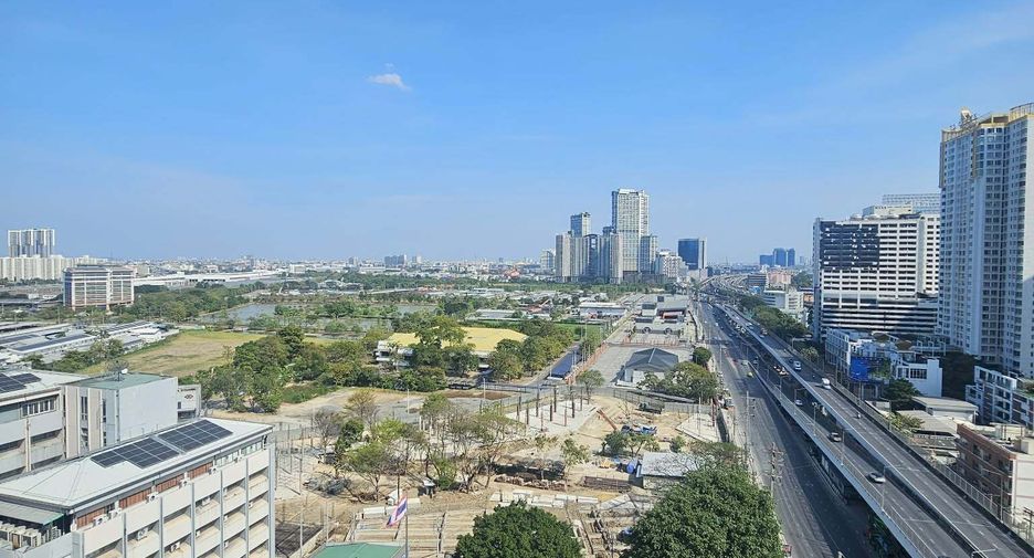 Wohnung zur Miete mit 1 Zimmer in Huai Khwang, Bangkok