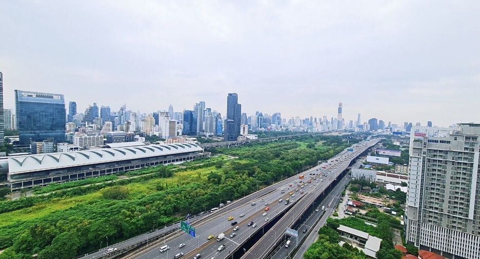 For rent 1 bed condo in Huai Khwang, Bangkok