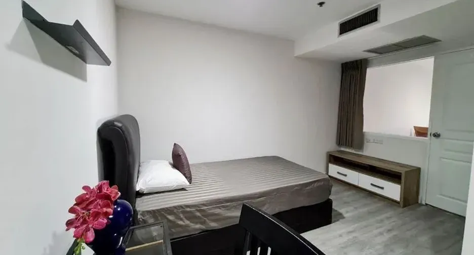 For rent 2 ベッドルーム condo in Khlong Toei, Bangkok