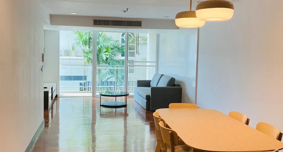 For rent 2 bedrooms condo in Watthana, Bangkok