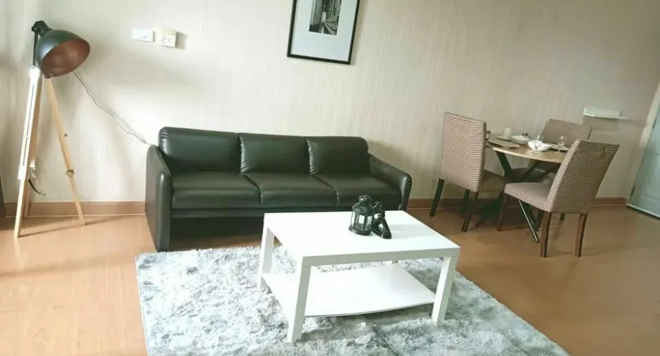 For rent 2 ベッドルーム condo in Khlong Toei, Bangkok