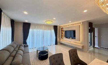 Haus zur Miete mit 4 Zimmer in Don Mueang, Bangkok