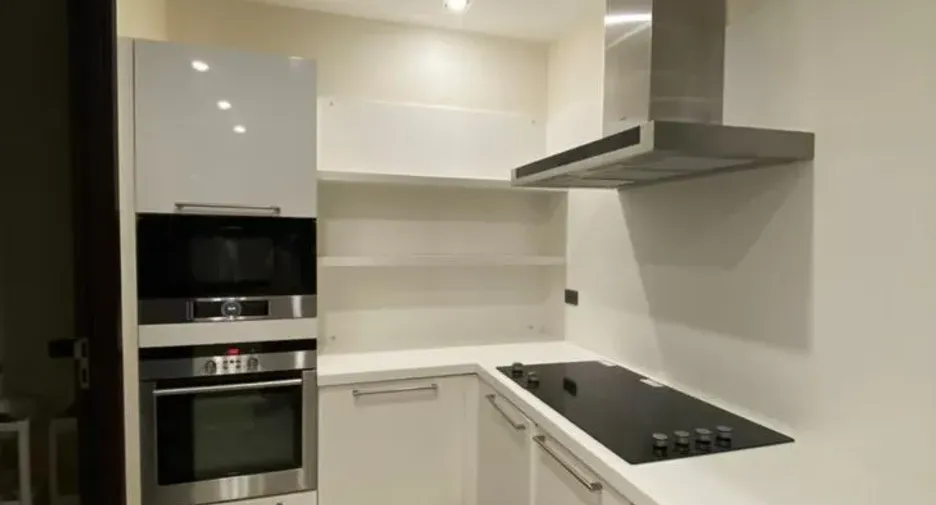 For rent 4 bedrooms condo in Khlong Toei, Bangkok