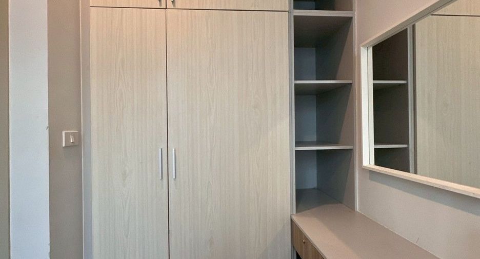 For rent 1 bed condo in Mueang Samut Prakan, Samut Prakan