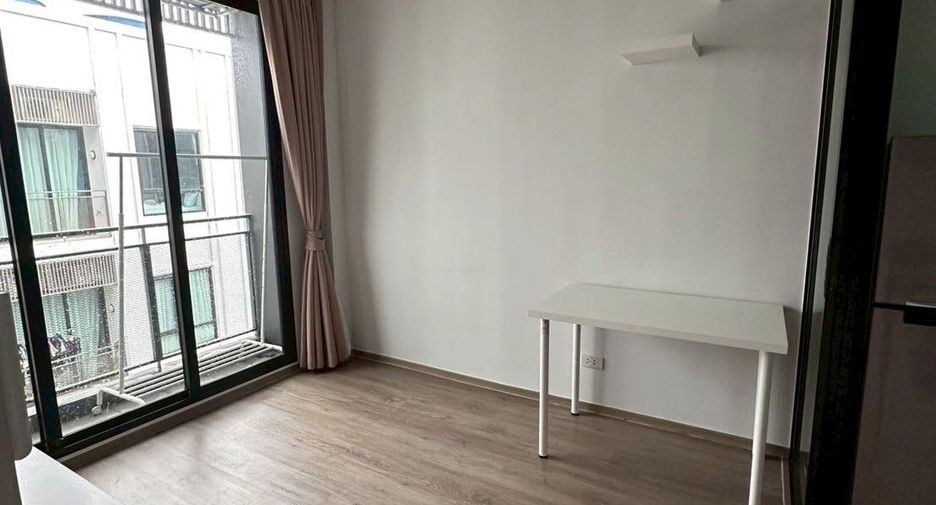 For rent 1 bed condo in Mueang Samut Prakan, Samut Prakan