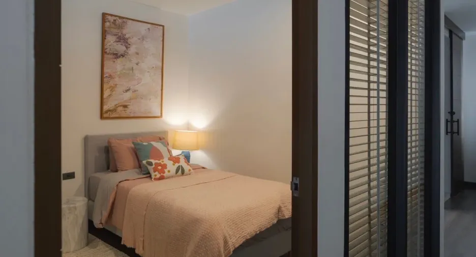 For rent 3 bedrooms townhouse in Bang Rak, Bangkok