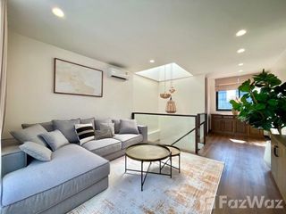 Reihenhaus zur Miete mit 3 Zimmer in Bang Rak, Bangkok
