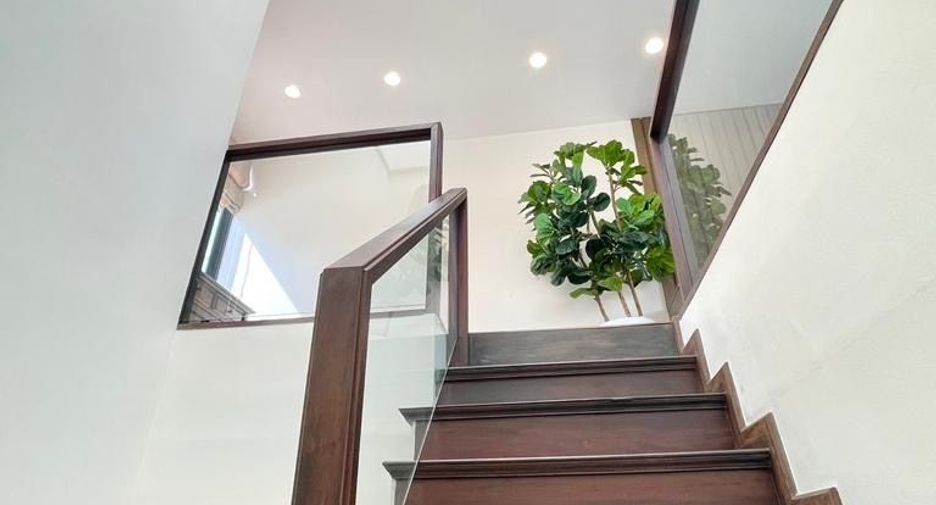 For rent 3 bedrooms townhouse in Bang Rak, Bangkok