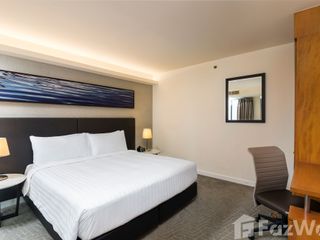 For rent 3 bedrooms condo in Yan Nawa, Bangkok