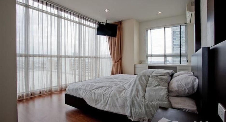 For rent 2 bedrooms condo in Khlong Toei, Bangkok