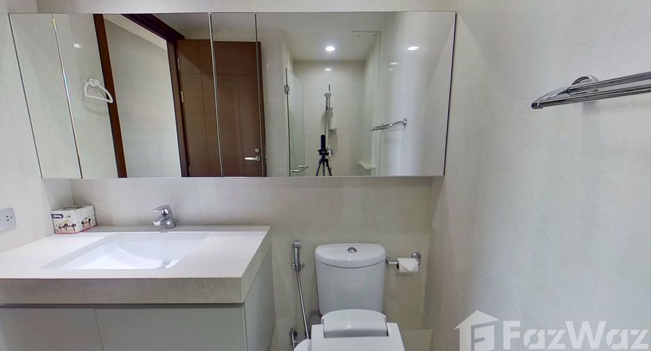 For rent 2 bedrooms condo in Watthana, Bangkok