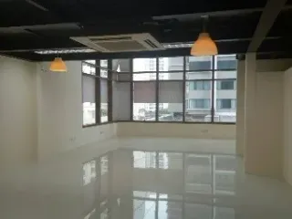 For rent office in Khlong Toei, Bangkok