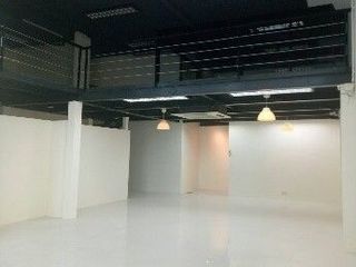 À louer bureau à Khlong Toei, Bangkok