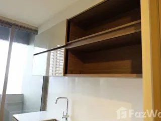Wohnung zur Miete mit 1 Zimmer in Bang Rak, Bangkok