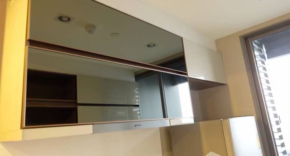 For rent 1 bed condo in Bang Rak, Bangkok