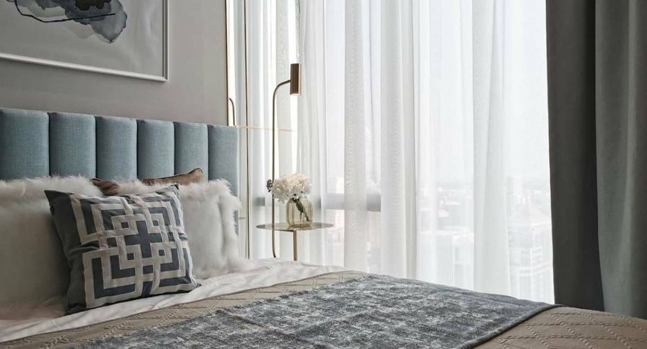 For rent 2 bedrooms condo in Pathum Wan, Bangkok