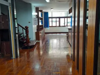 Аренда торговое помещение в Банг Рак, Бангкок