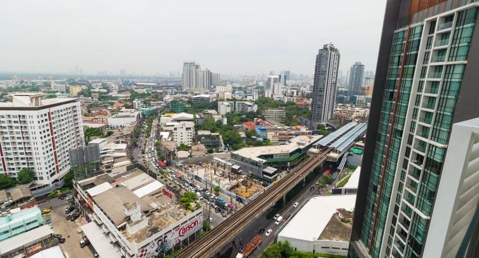 For rent studio condo in Khlong Toei, Bangkok