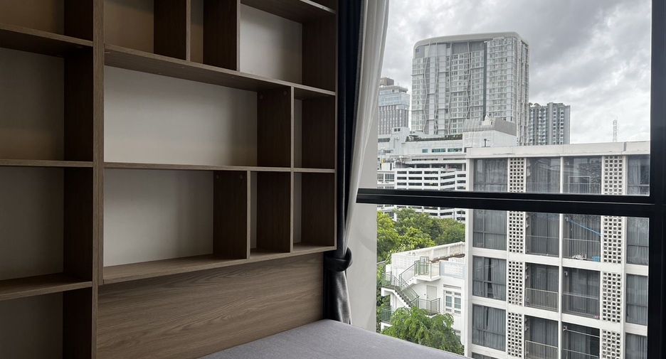 À louer 1 chambre condo à Phra Khanong, Bangkok