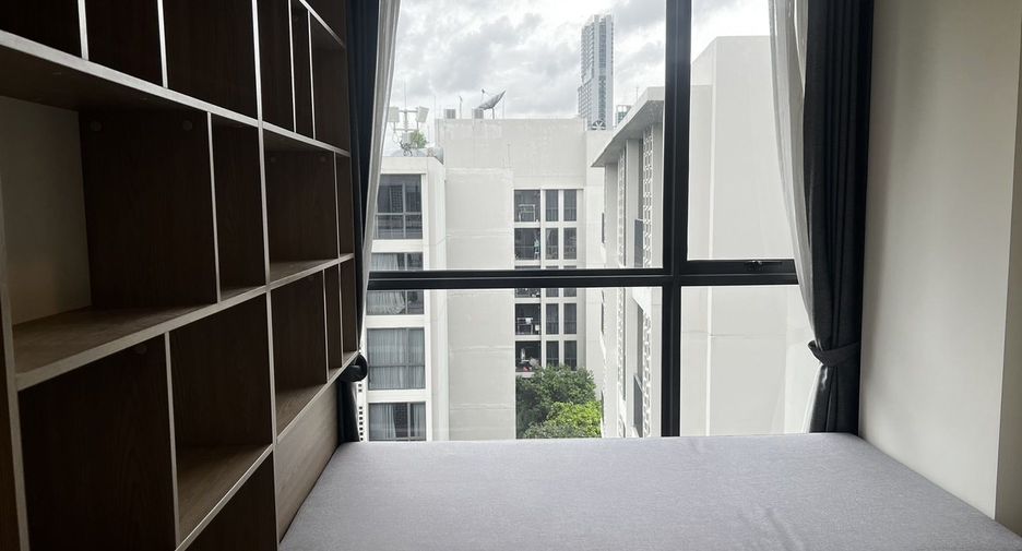 For rent 1 bed condo in Phra Khanong, Bangkok