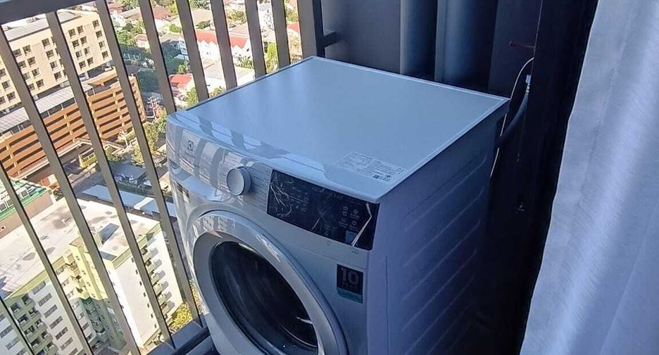 For rent 1 bed condo in Bang Kapi, Bangkok