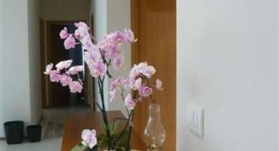 Wohnung zur Miete mit 2 Zimmer in Khlong Toei, Bangkok